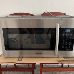 Nice Samsung Microwave Works Excellent Stainless 