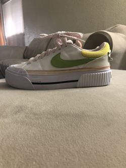 Nike Womens Court Legacy Lift Training Shoes Action 8.5 Green/White FD0872 100