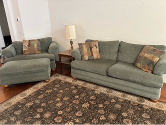 $200     Matching 4-Piece Living Room Set