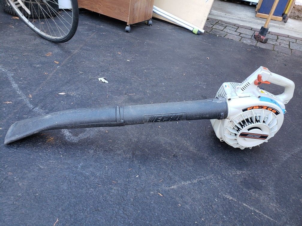 Echo Leaf Blower