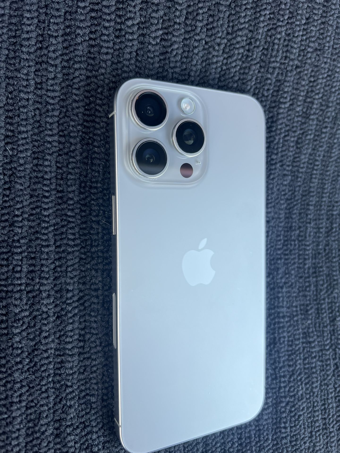 IPHONE 15 PRO MAX (256 GB)
