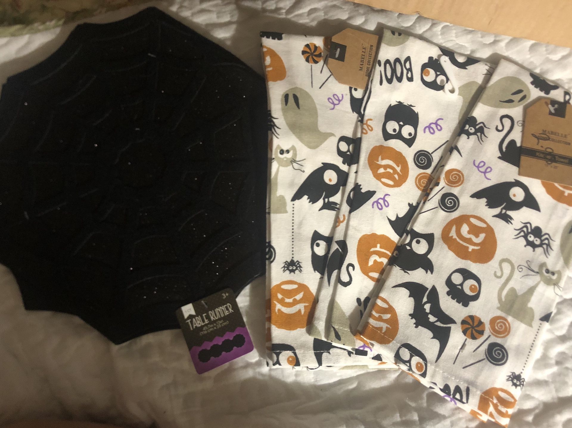 New Halloween table runner and kitchen towels