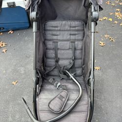 Baby jogger with Bassinet and Graco Attachments 