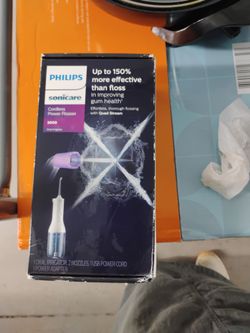 Cordless power flosser