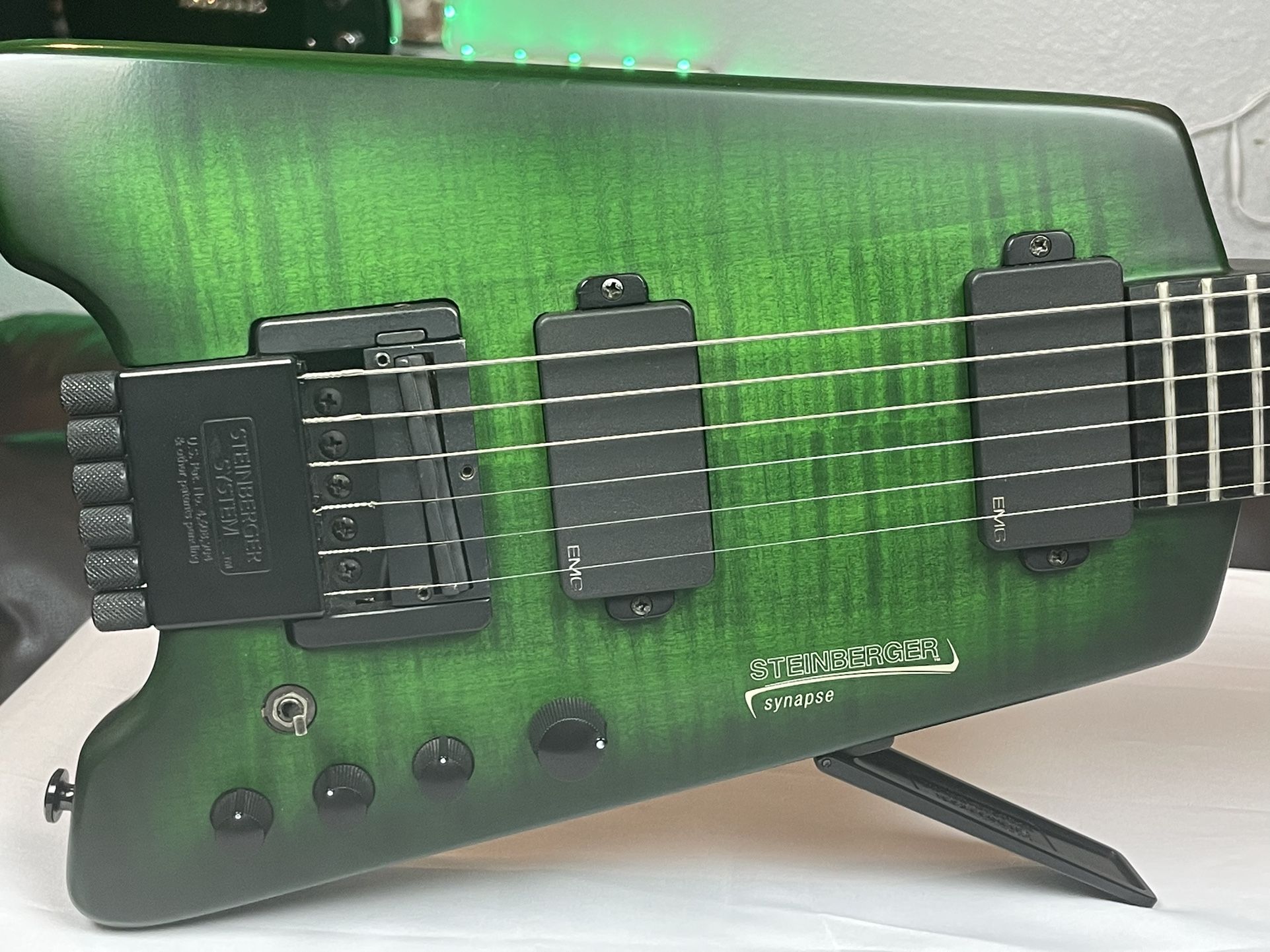 Steinberger Synapse Transcale Flame Green