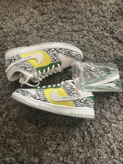Nike Dunk Low Doernbecher Zoe