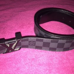 Louis Vuitton Designer Belt for Sale! 