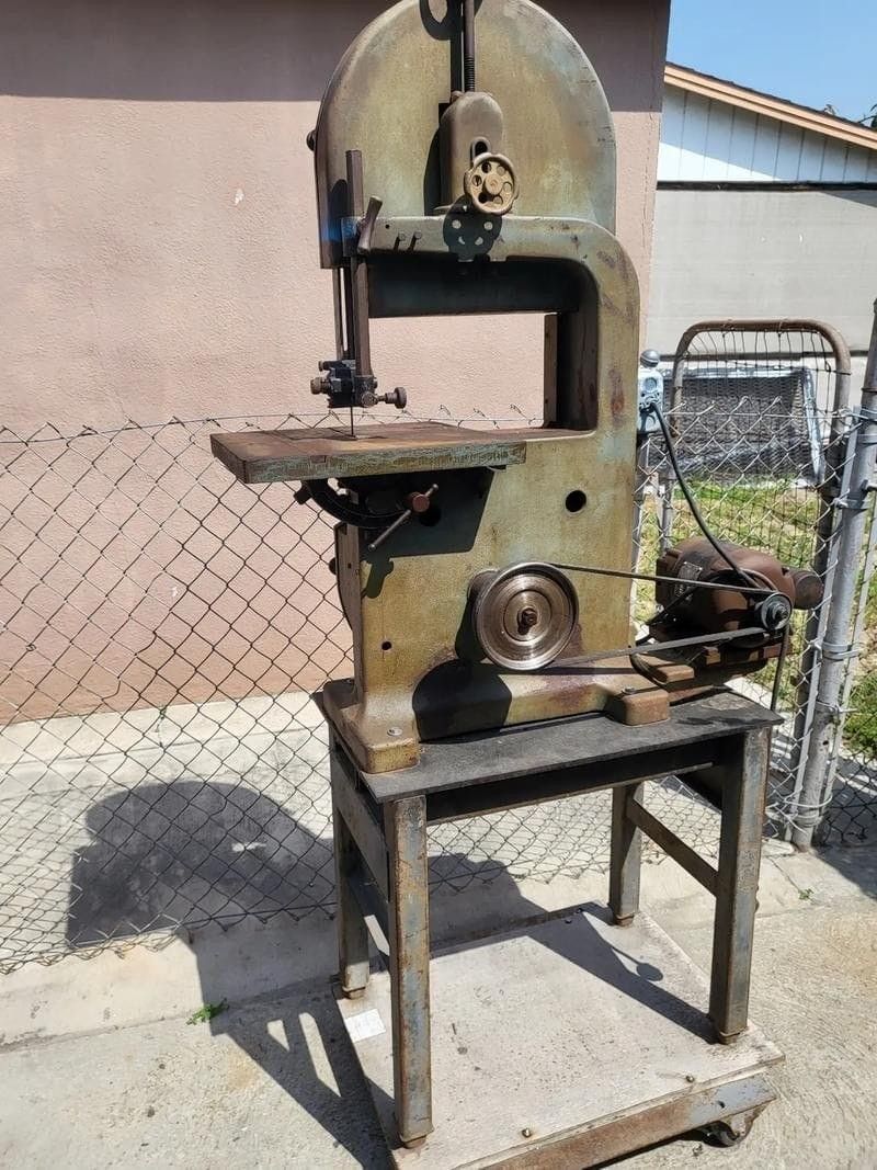 Walker Turner 14" Bandsaw Wood Cutting Bandsaw