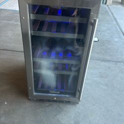 Wine Cooler Mini Fridge 