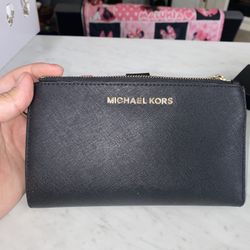 Micheal Kors Wallet 