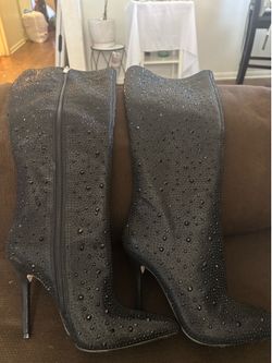 High heel boots with rhinestones