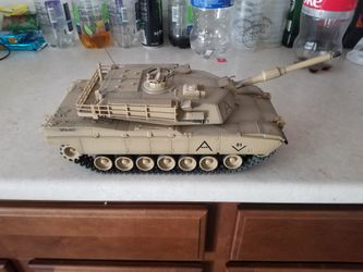 Abrams tank radio control sound effects and lights