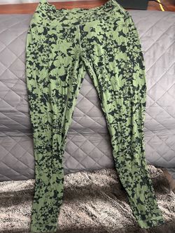 Lululemon pants