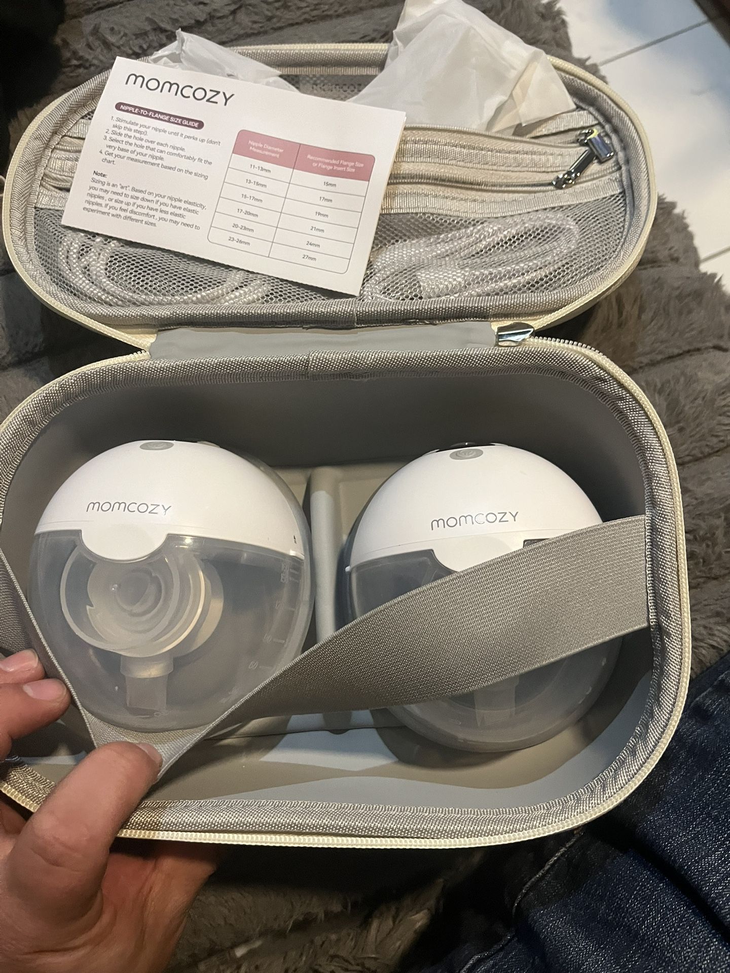 Momcozy M5 Hands-Free Wearable Breast Pump, Double-Sealed Flange for Baby-Like Comfort, 3 Modes & 9 Suction Levels, Portable Electric Pump – 24mm, 2-P