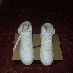 NIKE AIRFORCE 1 MID 07