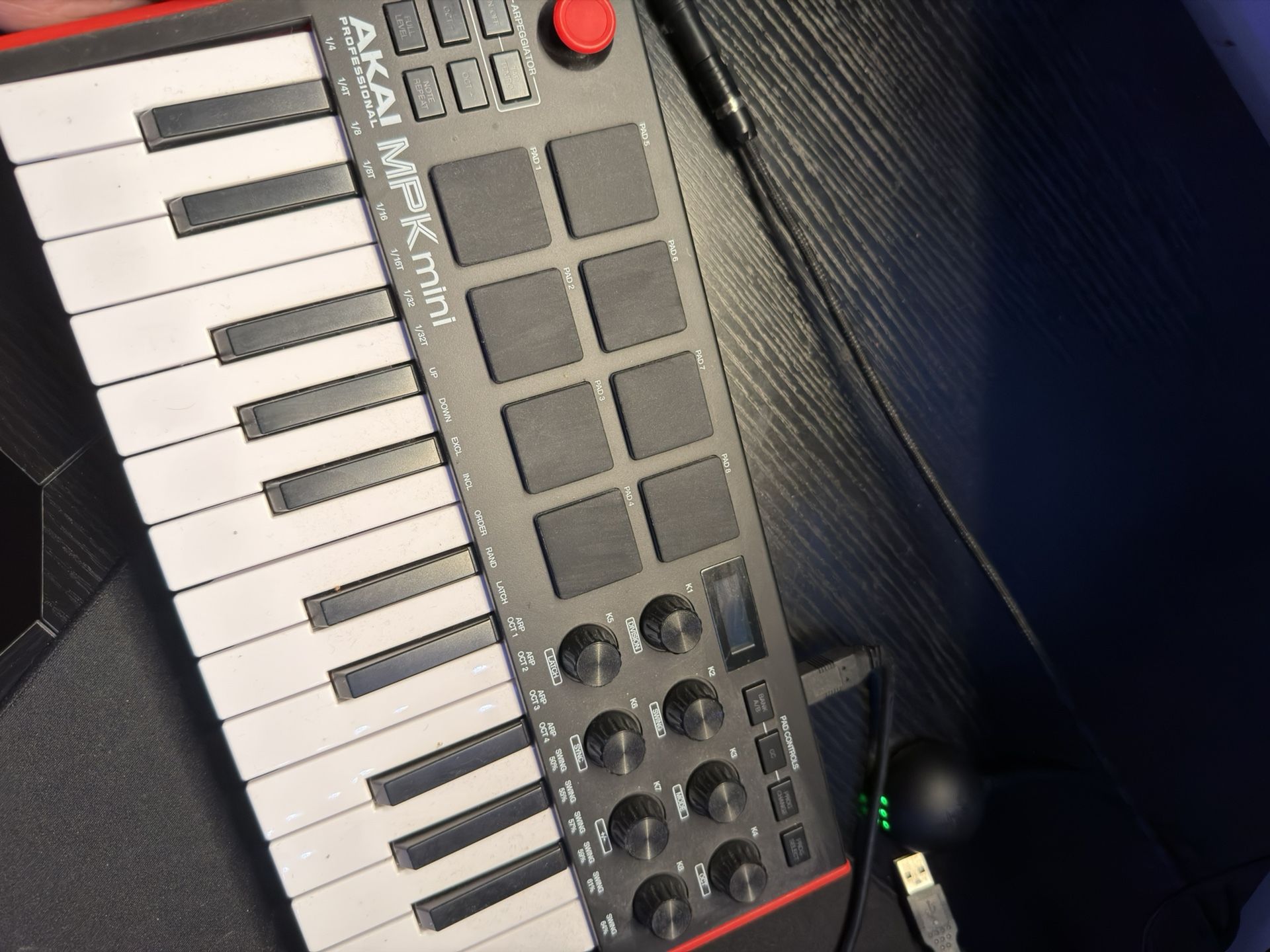 Akai MPK Mini MIDI Keyboard/Controller