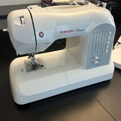 Singer sewing  Machine