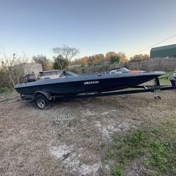 Bass Boat 