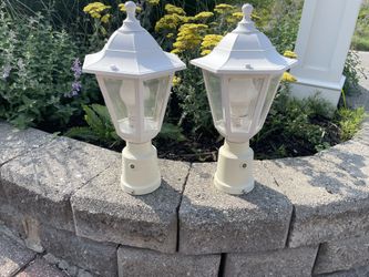 Post Light Pair Dusk To Dawn LED White
