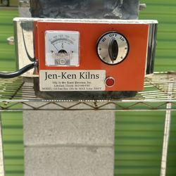 Jen- Ken Kiln  Using AHouse Hold Socket