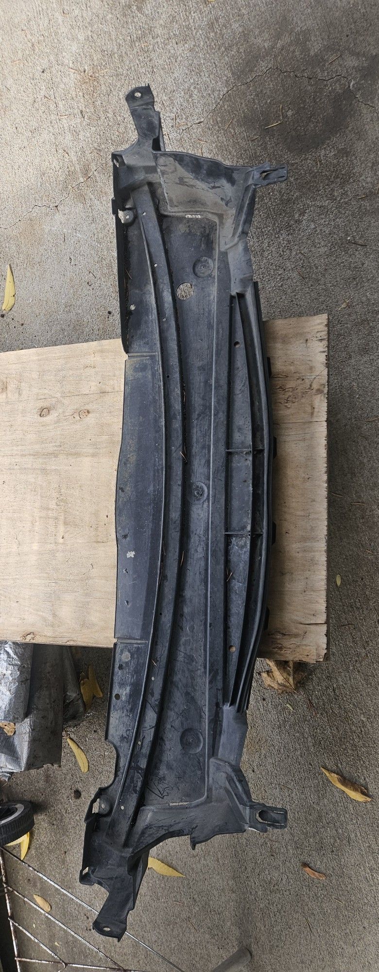 Volvo Front Bumper Skirt