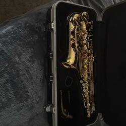 Yamaha YAS-480 Intermediate Alto Saxophone
