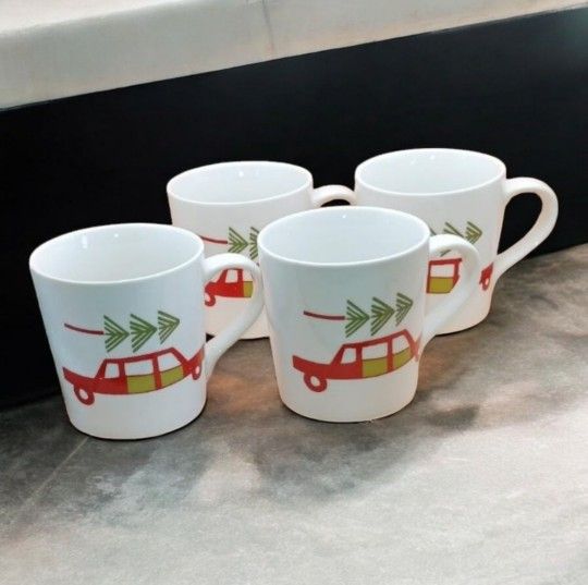 Set of 4 Crate and Barrel Christmas Cups