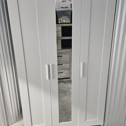 Wardrobe with 3 doors, white
