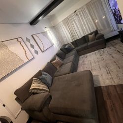 Big Beautiful Comfy Grey Sectional! 
