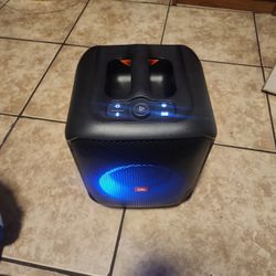 JBL Partybox Encore Essential 