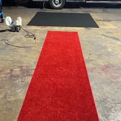 Red Bound Carpet Isle Runner 3’x15’ 