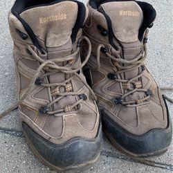 Hiking Boots - Size 10 - Northside 