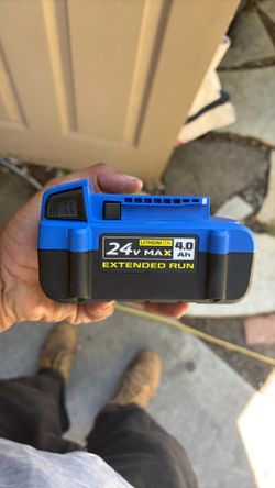 Kobalt battery
