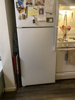 Refrigerator 