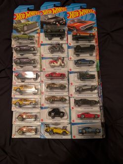 Lot of 24 Hot Wheels