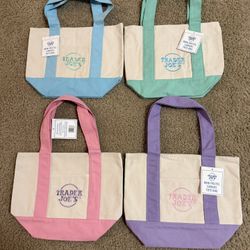 Trader Joe's Mini Tote Bag Set