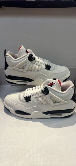 NIKE AIR JORDAN 4 RETRO “FLIGHT CLUB”