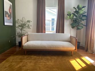 SAFAVIEH Couture Helena French Cane Daybed Sofa, $1,761 Retail