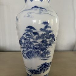 Shibata Japanese Vase  