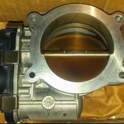 Chevy  Performance Throttle Body And Seal