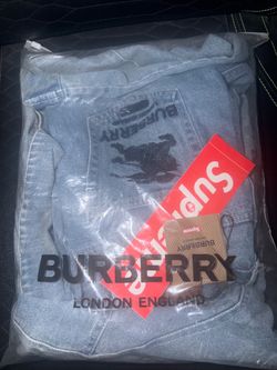 SupremeXburberry suit