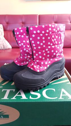 Snow boots, winter boots