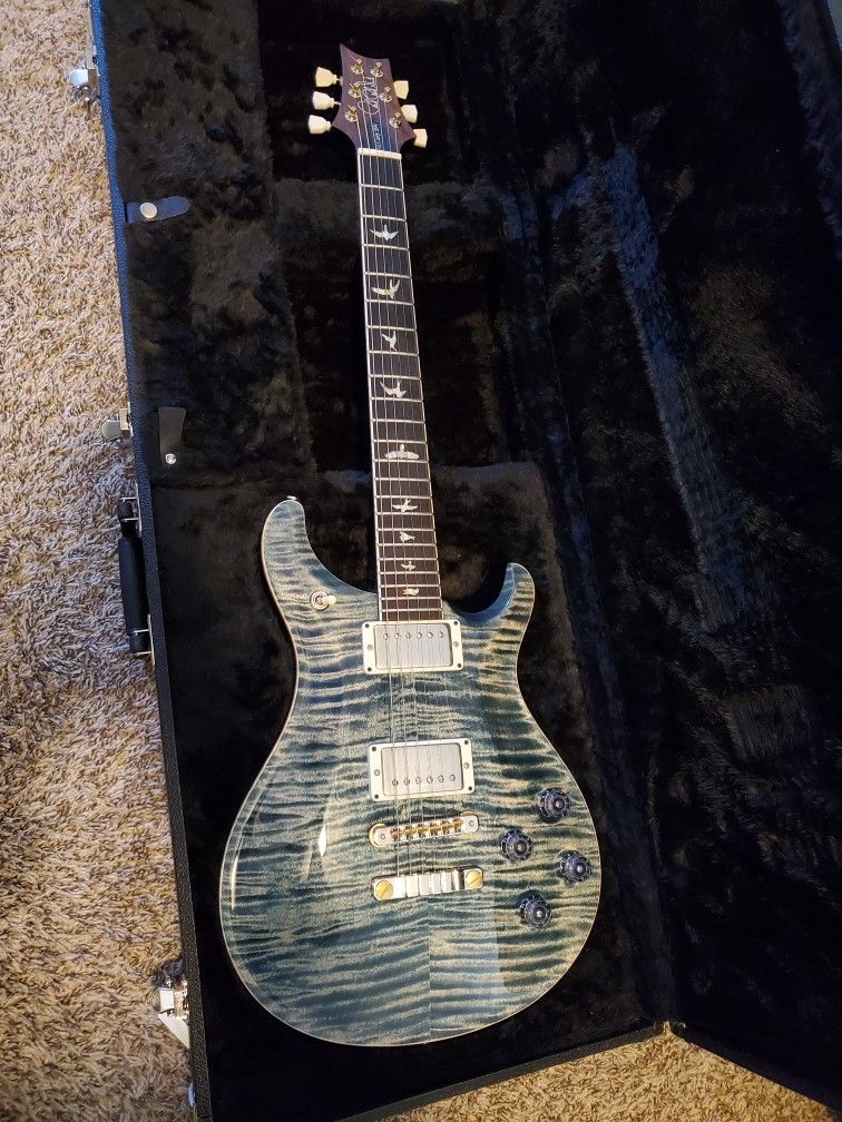 2021 PRS Mccarty 594 Guitar. Case Included