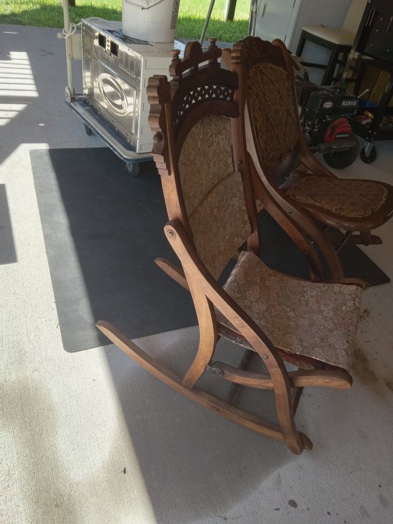 Antique Folding Chairs 