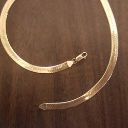 Solid 14-karat Gold Choker