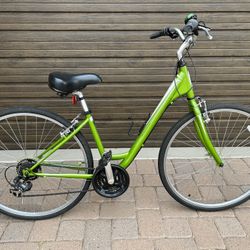 Schwinn voyageur womens bike hotsell