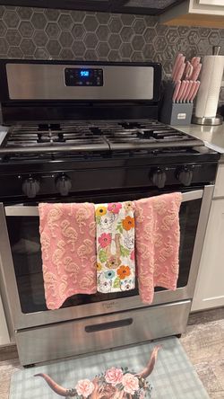 Whirlpool Freestanding Gas Range Stove