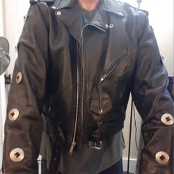 Motorcycle Leather Jacket XL $95 Dlls. 