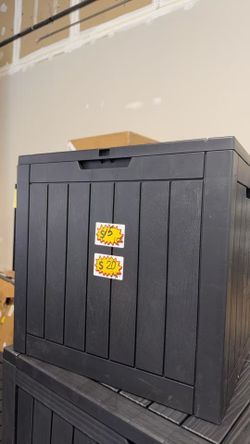 Deck Boxes Outdoor Waterproof - 30 Gallon Patio Storage Box with Lockable Lid,