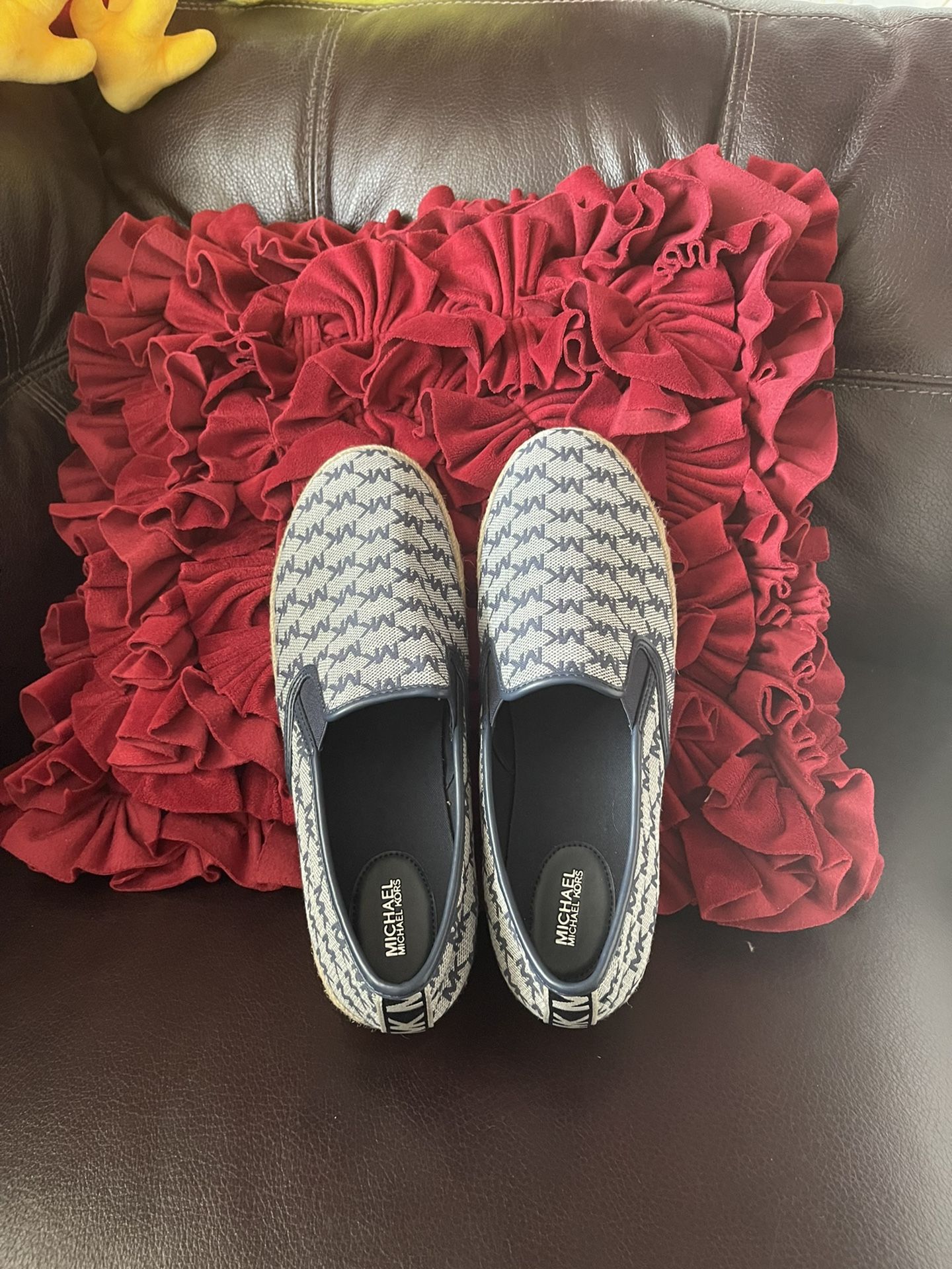 Michael Kors women's bryson slip on sneaker size 11 Brand new!